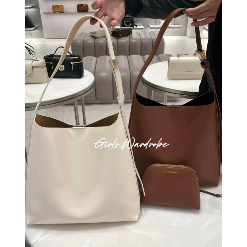 【𝐆𝐢𝐫𝐥𝐬.𝐖𝐚𝐫𝐝𝐫𝐨𝐛𝐞新加坡小CK正品代購】大容量子母托特包 肩背包CK2-40270966-1-細節圖6