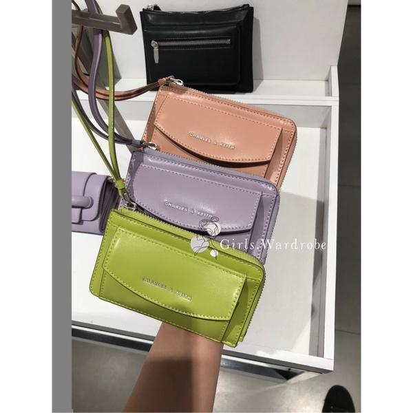 特價現貨🔥【𝐆𝐢𝐫𝐥𝐬.𝐖𝐚𝐫𝐝𝐫𝐨𝐛𝐞新加坡小CK正品代購】馬卡龍手拿零錢包 卡夾鑰匙包CK6-51200012-細節圖2