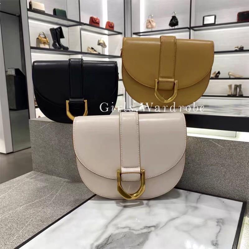 現貨🔥【𝐆𝐢𝐫𝐥𝐬.𝐖𝐚𝐫𝐝𝐫𝐨𝐛𝐞新加坡小CK正品代購】Gabine馬鞍包80781412 80781454-細節圖6
