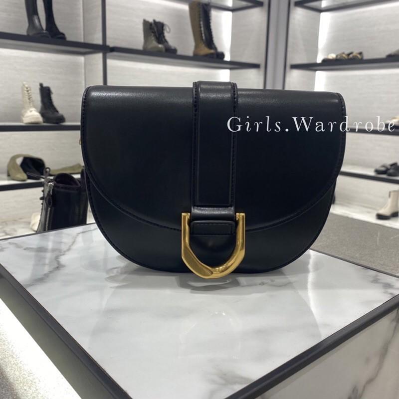 現貨🔥【𝐆𝐢𝐫𝐥𝐬.𝐖𝐚𝐫𝐝𝐫𝐨𝐛𝐞新加坡小CK正品代購】Gabine馬鞍包80781412 80781454-細節圖8