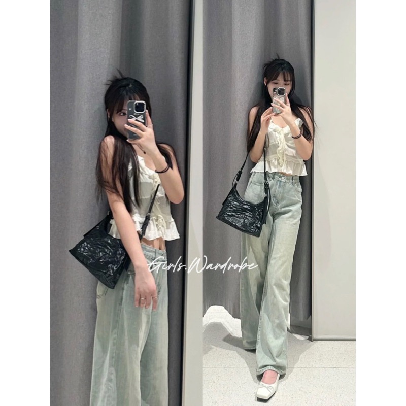 ￼【𝐆𝐢𝐫𝐥𝐬.𝐖𝐚𝐫𝐝𝐫𝐨𝐛𝐞新加坡小CK正品代購】Hobo皺摺包 半月形單肩包 斜背包CK2-40271360-細節圖5