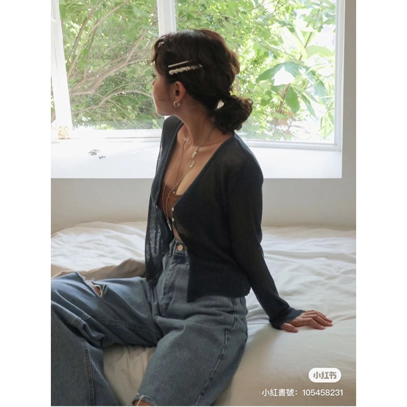 台灣出貨✨現貨 珍珠髮夾四件套 金属一字夾 侧邊夾 碎髮夾 珍珠髮飾 小紅書同款 韓國網红ins 明星同款側邊夾 瀏海-細節圖3