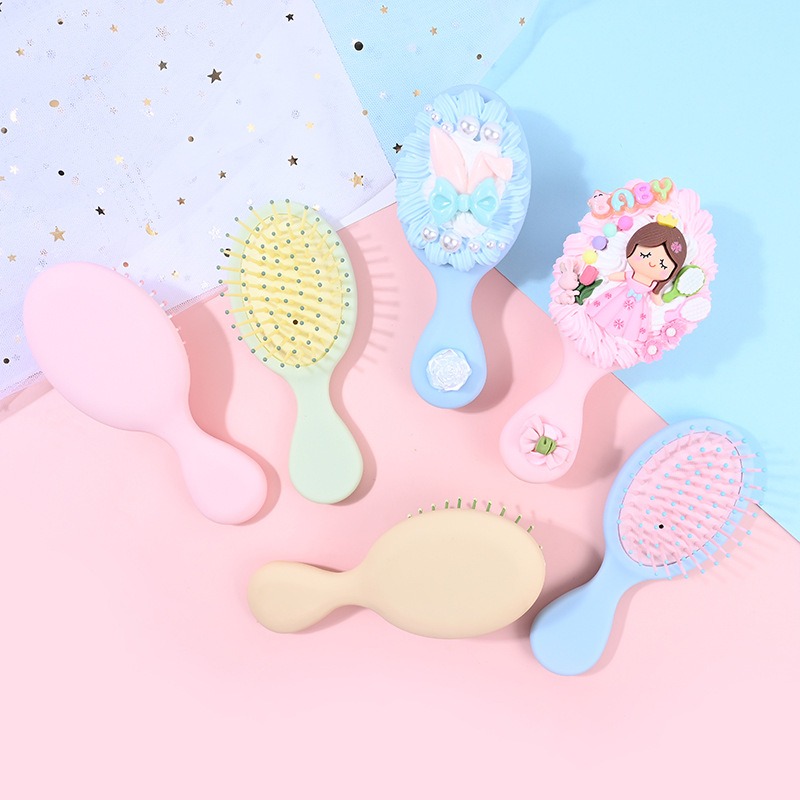 台灣出貨✨現貨 氣墊按摩梳 兒童氣墊梳 奶油膠梳子 馬卡龍氣墊按摩梳 順髮防靜電 攜帶方便 補妝梳 美髮梳 兒童DIY梳-細節圖7
