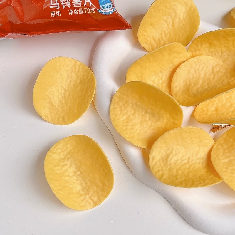 台灣出貨✨新款現貨 聖誕節 髮夾 仿真薯片髮夾 網紅創意搞怪髮飾 鴨嘴夾 洋芋片造型夾子 零食夾 照片手帳夾 零食密封夾-細節圖3