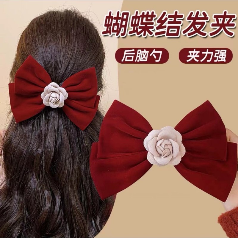 現貨 台灣 ✨ 新年髮飾 白鹿同款 山茶花絲絨大號蝴蝶結髮夾 彈簧夾 小香風 復古 側邊夾子 瀏海夾 鴨嘴夾 新娘髮飾-細節圖4
