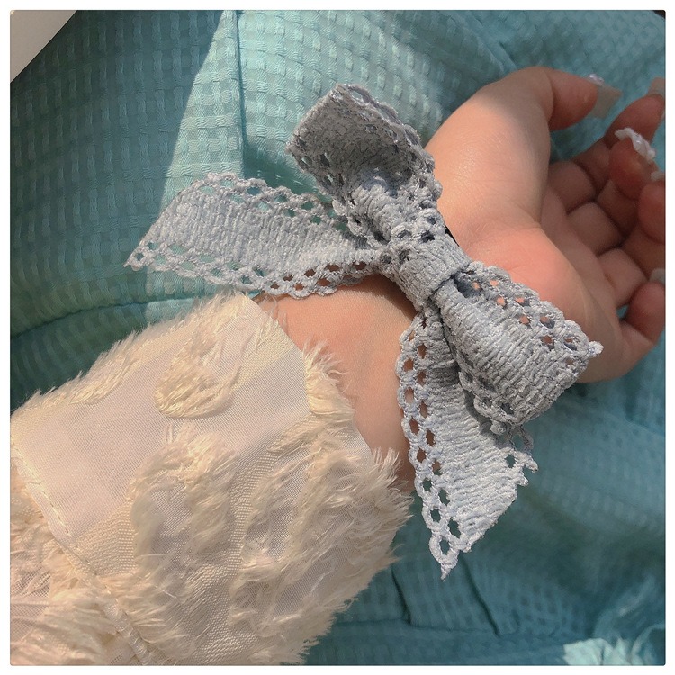 現貨 台灣 ✨ 蝴蝶結 蕾絲蝴蝶結髮夾 蕾絲蝴蝶結髮圈 髮飾 邊夾 瀏海夾 髮束 髮圈 大腸圈 蕾絲滾邊 日系髮飾 韓系-細節圖7