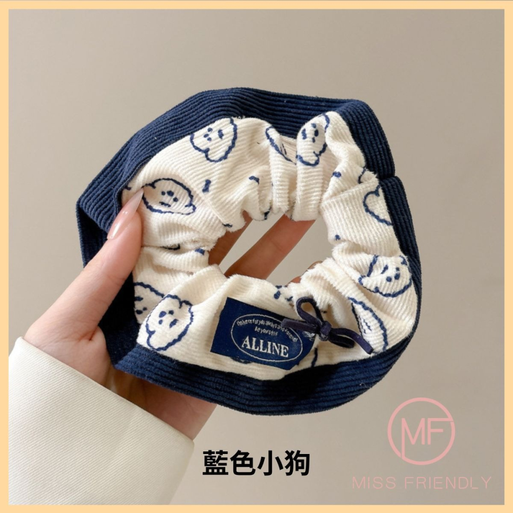 現貨 台灣 ✨ 大腸圈 秋冬新款 韓版 丸子頭 高馬尾 蝴蝶結髮圈 燈心絨大腸髮圈 可愛印花髮圈 愛心 點點 簡約百搭-細節圖5