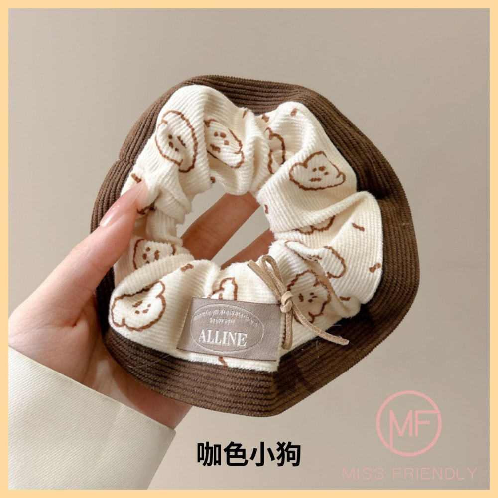 現貨 台灣 ✨ 大腸圈 秋冬新款 韓版 丸子頭 高馬尾 蝴蝶結髮圈 燈心絨大腸髮圈 可愛印花髮圈 愛心 點點 簡約百搭-細節圖7