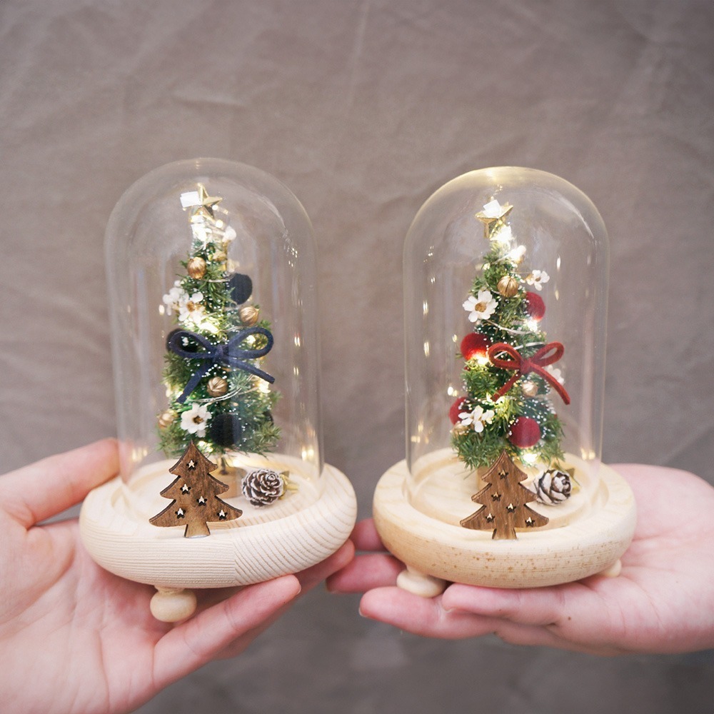 【KIRA與花花藝】聖誕獻禮．迷你永生聖誕樹LED玻璃罩小款-聖誕紅/夜燈/聖誕禮物/聖誕節/交換禮物/聖誕樹/小夜燈-細節圖3
