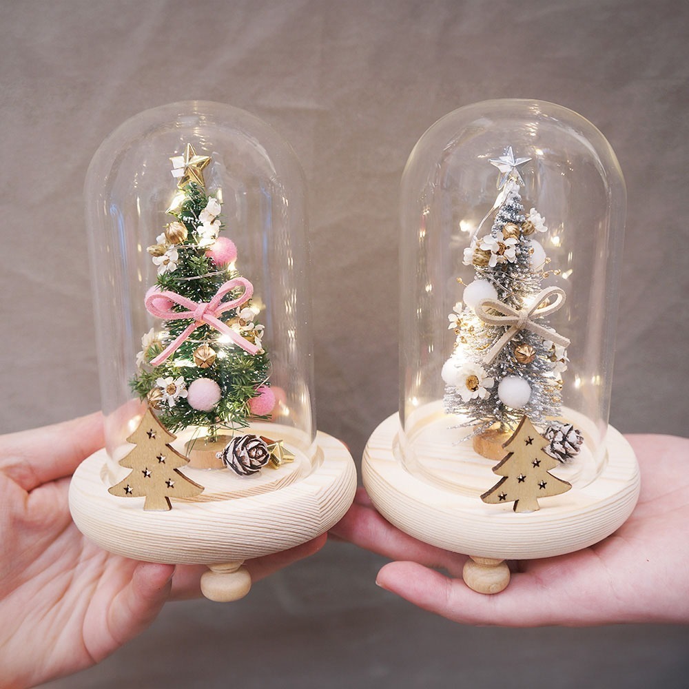 【KIRA與花花藝】聖誕獻禮．迷你永生聖誕樹LED玻璃罩小款-雪花白/夜燈/聖誕禮物/聖誕節/交換禮物/聖誕樹/小夜燈-細節圖2
