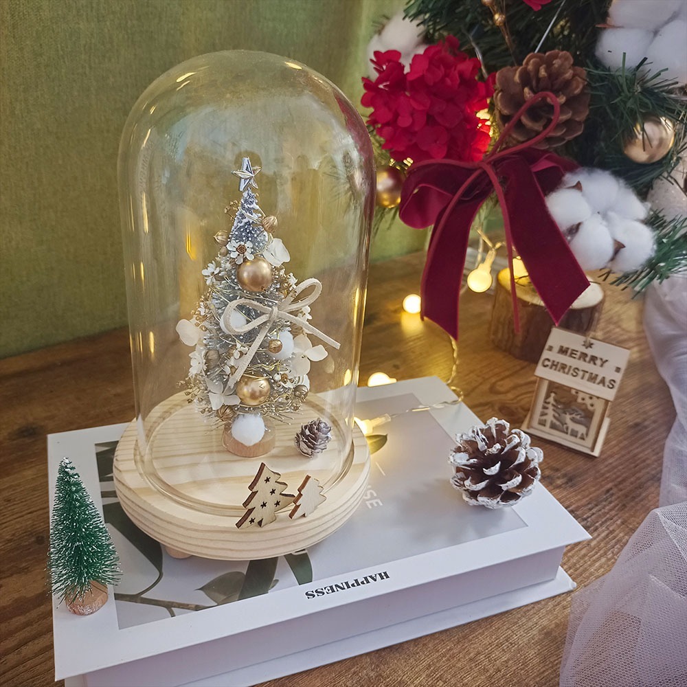 【KIRA與花花藝】聖誕獻禮．永生花聖誕樹LED玻璃罩大款-雪花白/交換禮物/夜燈/聖誕禮物/聖誕節-細節圖2