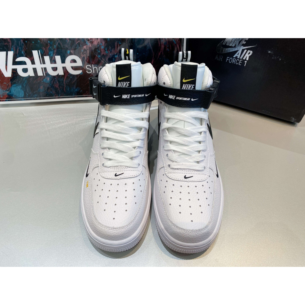 《Value》Nike Air Force 1 白色 黑白 高筒 荔枝皮 魔鬼氈 穿搭 情侶鞋 804609-103-細節圖4