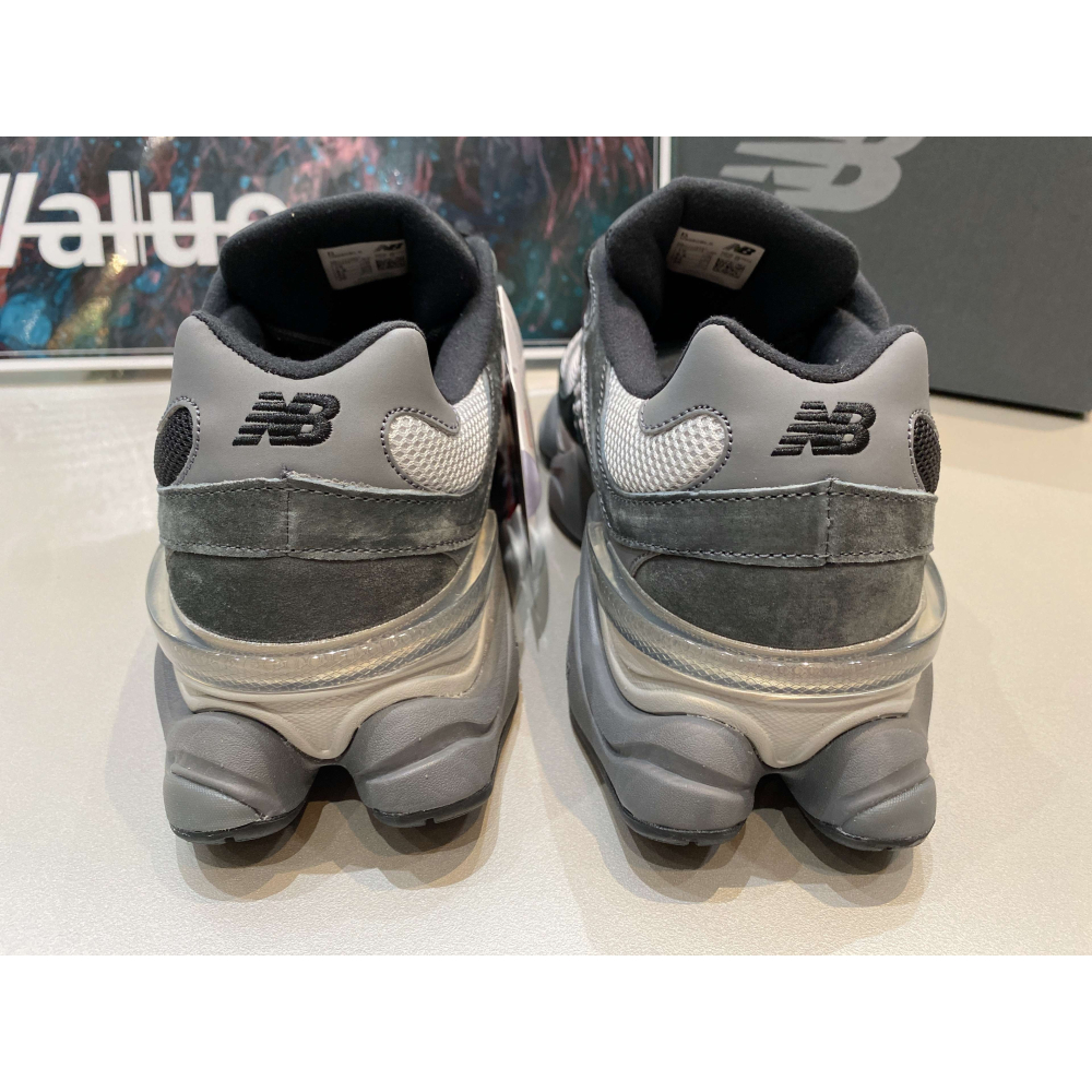 《Value》New Balance NB9060 黑灰 全黑 厚底 增高 老爹鞋 男女鞋 百搭 U9060BLK-細節圖3