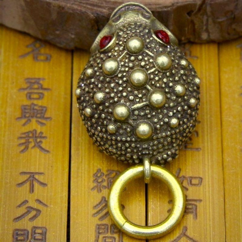 **『富貴坊』【開光】純銅五帝錢金蟾蜍鑰匙圈，金蟾，蟾蜍，三腳蟾蜍，五帝錢，招財蟾蜍，黃銅蟾蜍-細節圖4