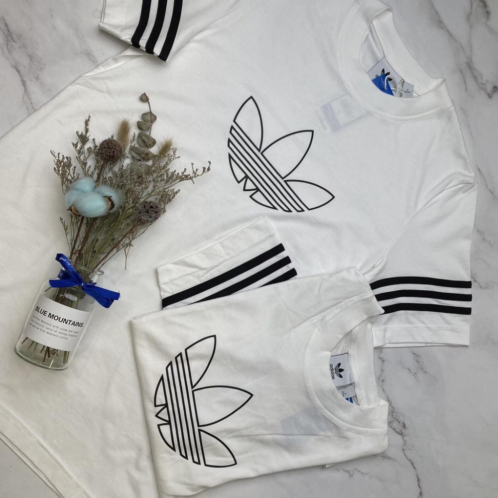 adidas 短袖 Outline Tee 男款 白 短T 三線 三葉草 愛迪達  FM3894-細節圖2