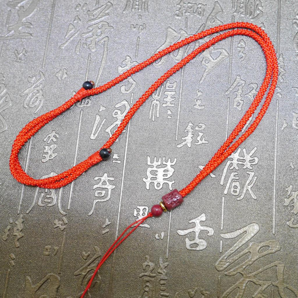 六字真言紫金砂項鍊空掛繩 台灣現貨天天出貨 ，可調整長度約37~68公分，賣場另有售心經紫金砂、心經黑曜石、金曜石-細節圖3