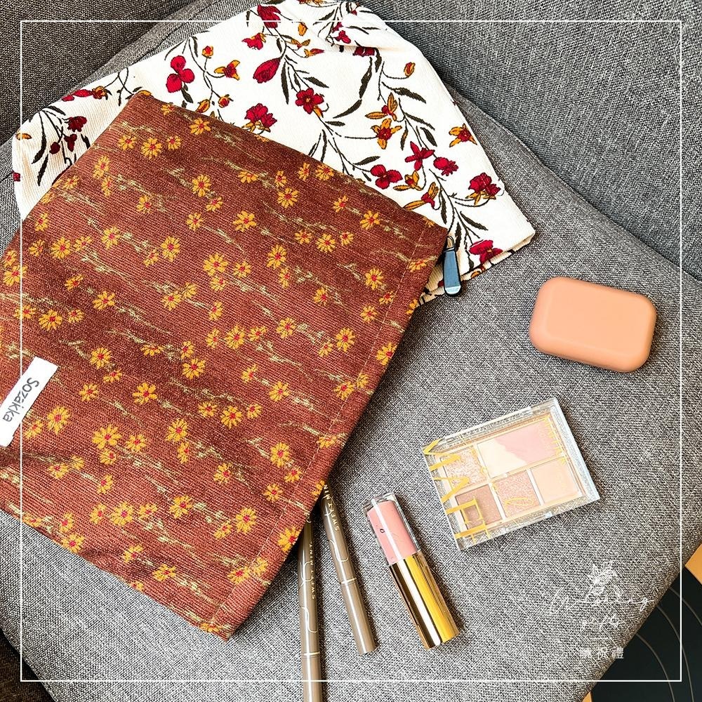 【曉祝禮】復古 碎花 燈心絨化妝包 收納袋 化妝包 收納包 手拿包 化妝包 旅行包-細節圖2