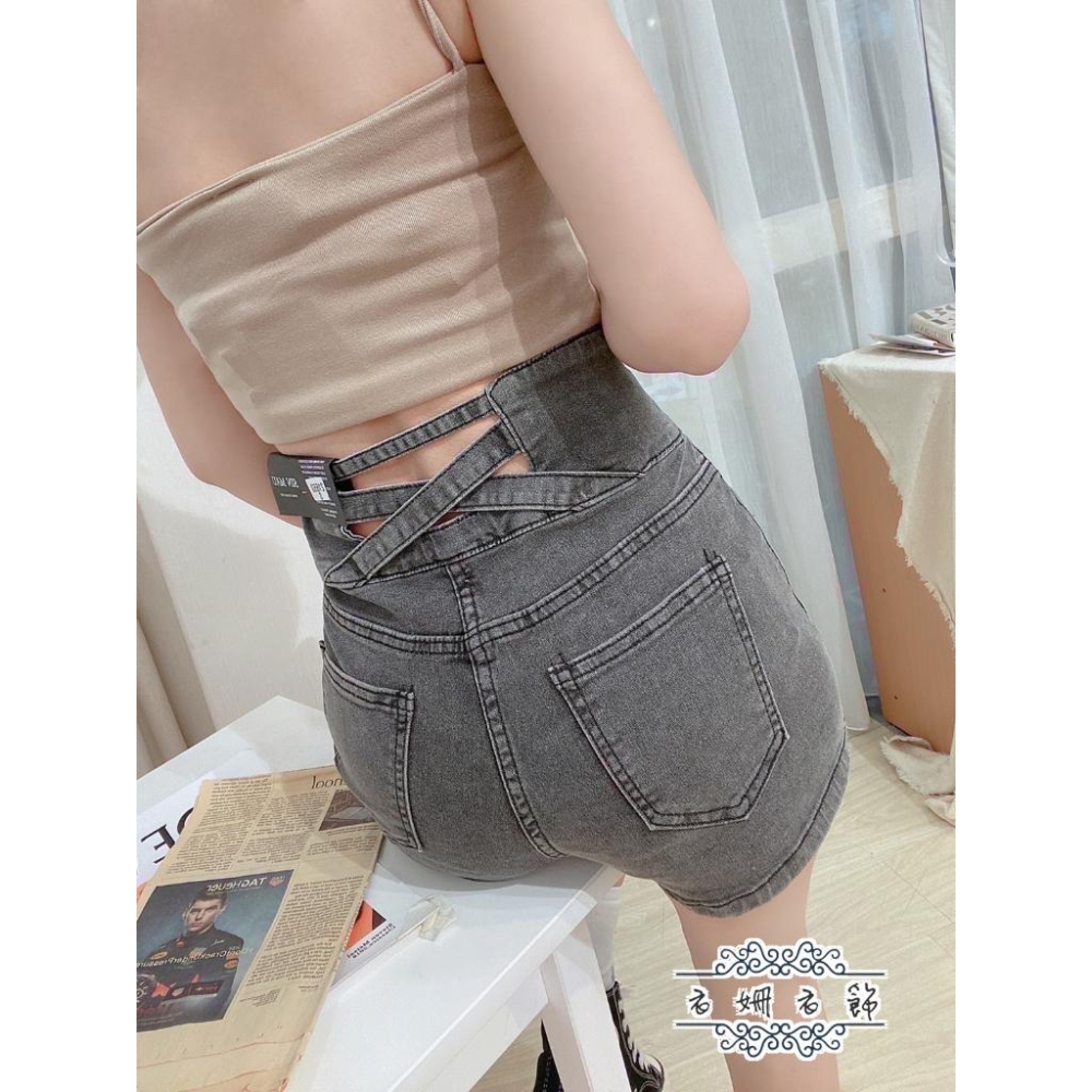 現貨出清 韓版極高腰三釦後交叉造型牛仔短褲❤️-細節圖6