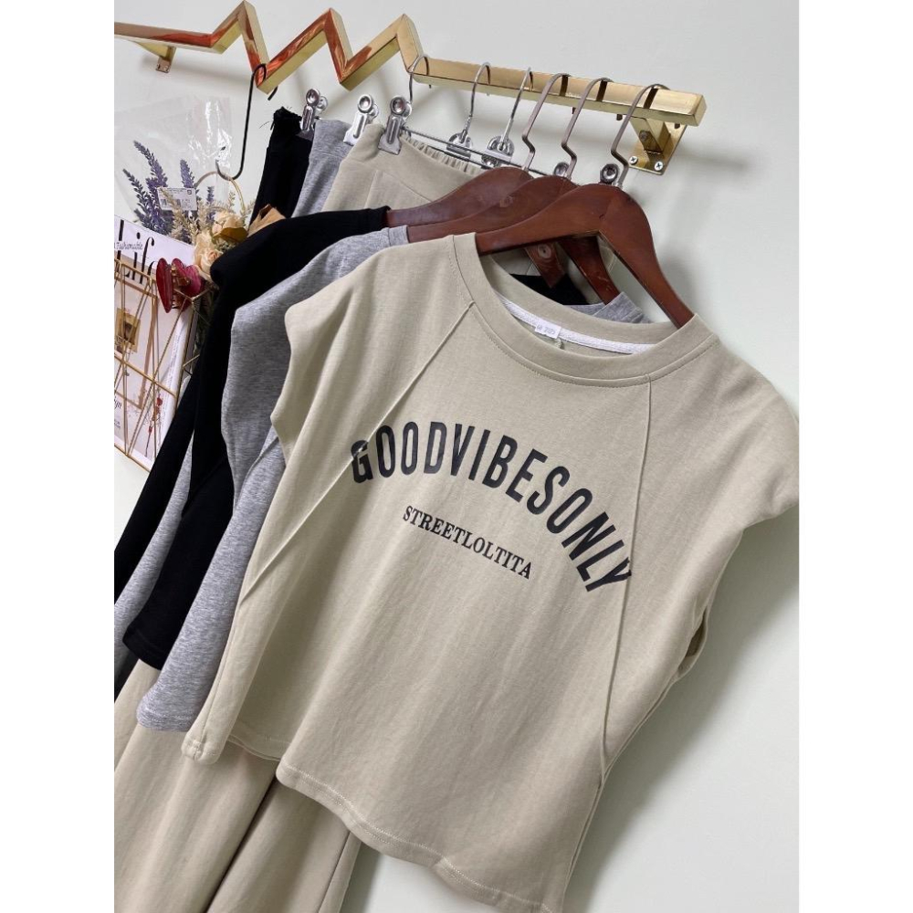 季末現貨出清 韓版字母上衣+開岔魚尾長裙 套裝 兩件套-細節圖2