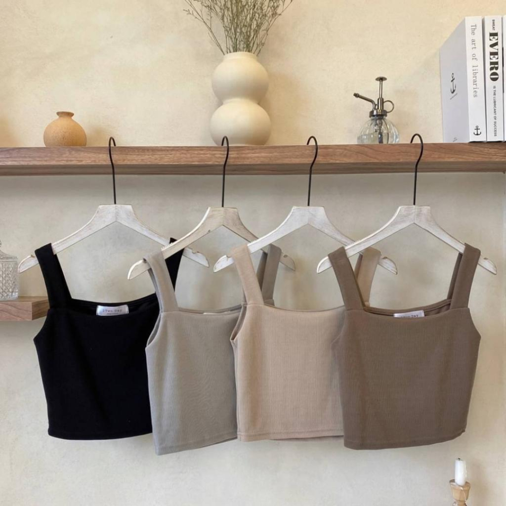 季末 現貨出清 🫶獨家🎉休閒方領背心+喇叭褲套裝-細節圖2