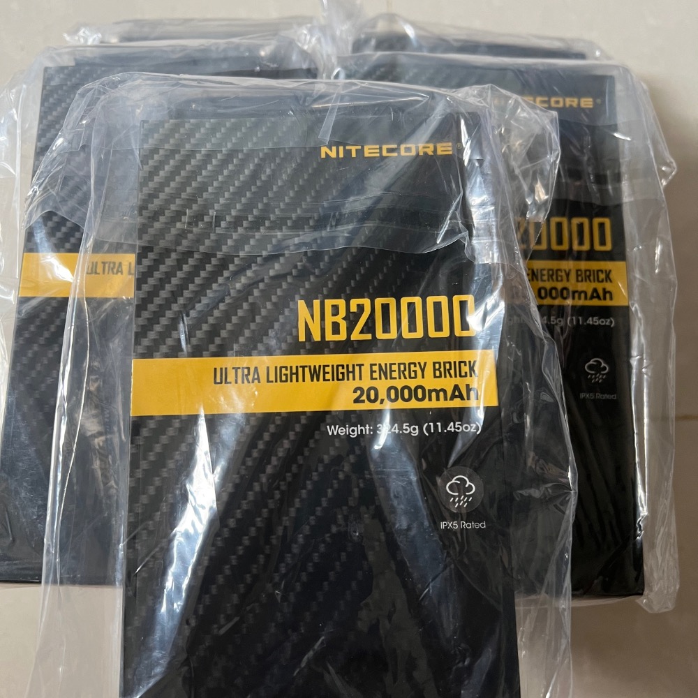 ￼【浩哥戶外】現貨 新版 NiteCore NB10000 Gen2 / NB20000 超輕量碳纖維 行動電源-細節圖2