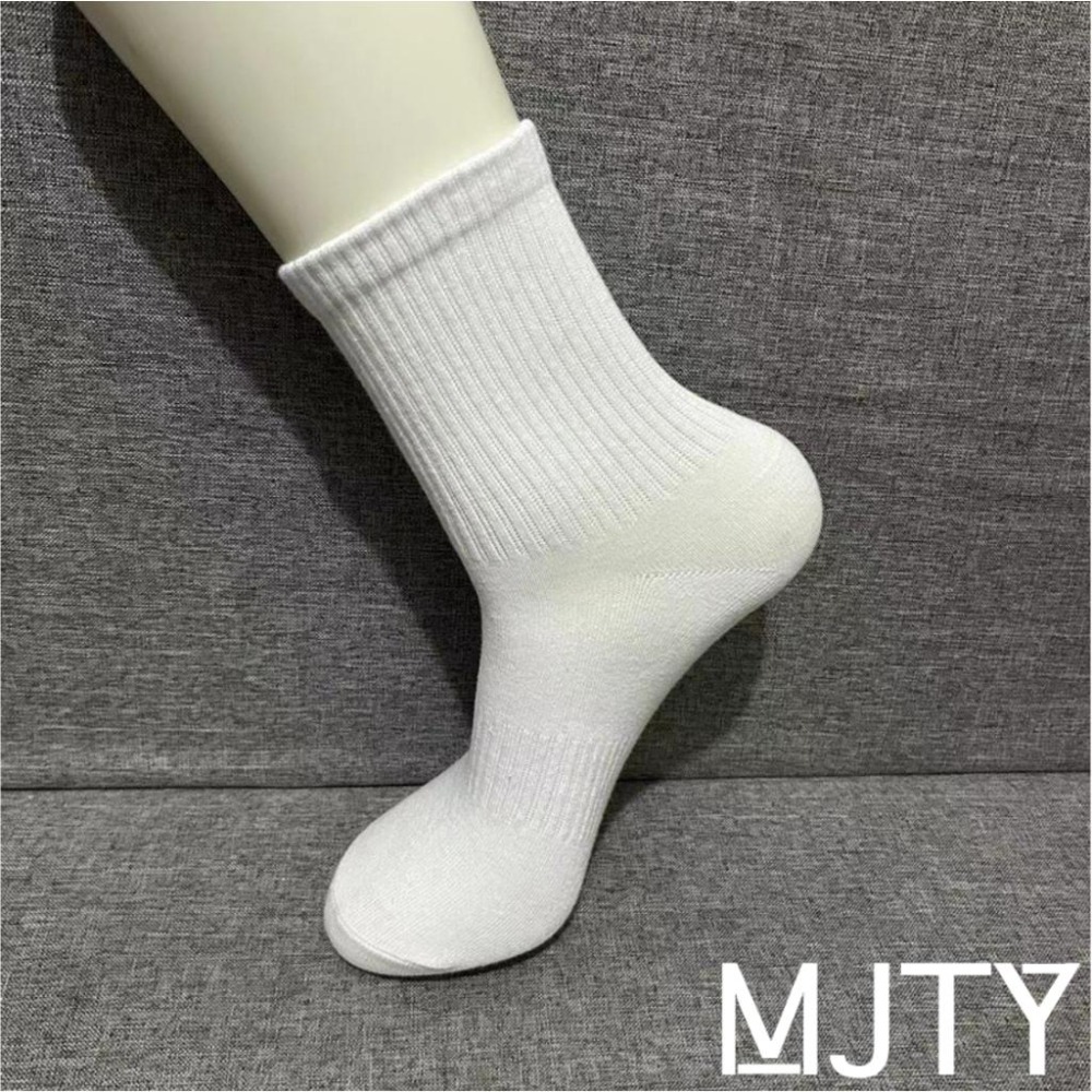 現貨⚠️快速出貨⚠️穿搭必備 船襪  短襪 中筒襪 基本款 素色 黑 白  純棉  素色襪 素面 長襪 襪-細節圖6