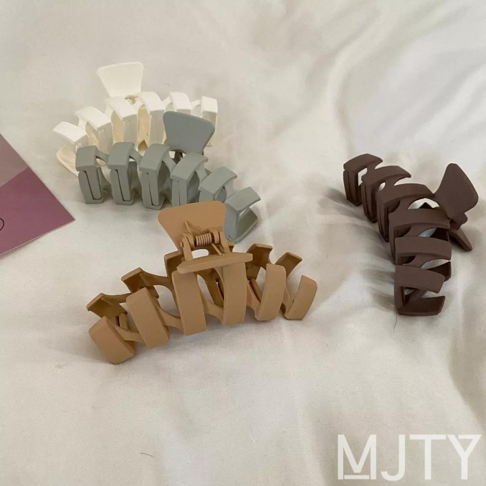 ⚠️ 現貨秒出 ⚠️  ins韓國髮夾 不規則鯊魚夾 大號鯊魚夾 簡約髮夾 頭飾 髮飾 髮夾-細節圖3