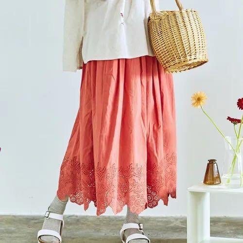 預購 日本🇯🇵Cloudnine 內襯裡下襬刺繡裙-細節圖2