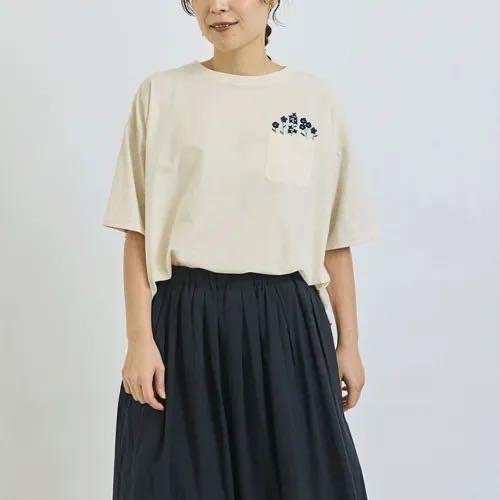 預購 日本🇯🇵Cloudnine 胸前口袋花朵刺繡T-規格圖5
