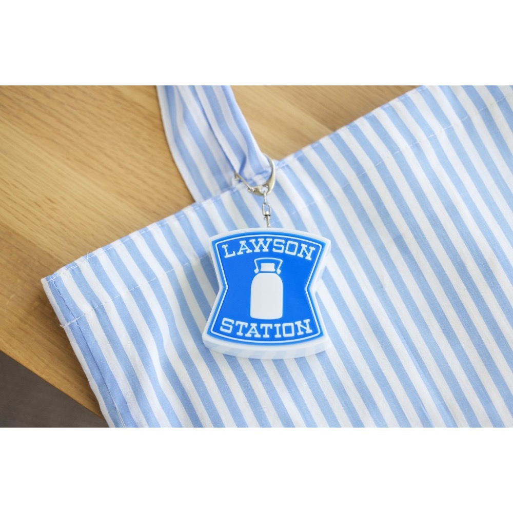 現貨 日本🇯🇵LAWSON OFFICIAL BOOK 羅森的招牌房間燈/燈鑰匙圈吊飾-細節圖4