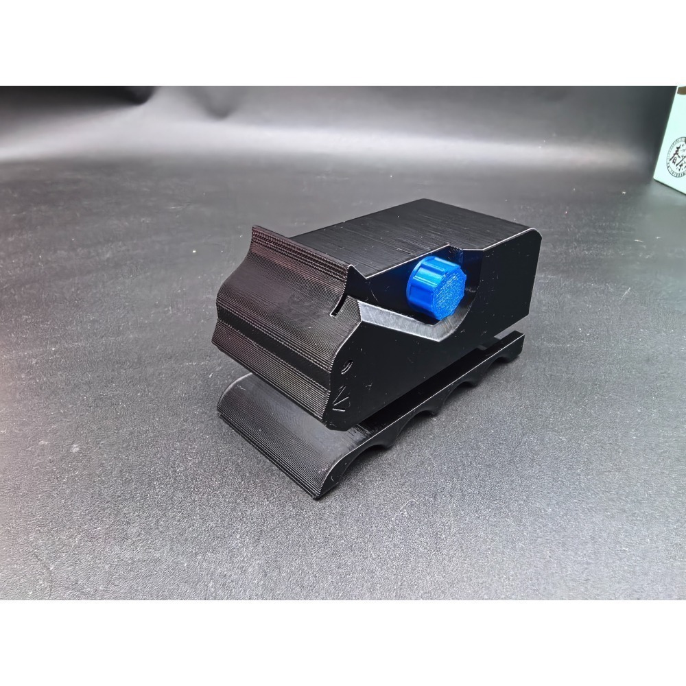 滾滾貓 DIY 貓抓板切割器 🎁 紙箱切割器 紙箱切條器 瓦楞紙裁切器 貓抓板 切割器 多種顏色-細節圖5