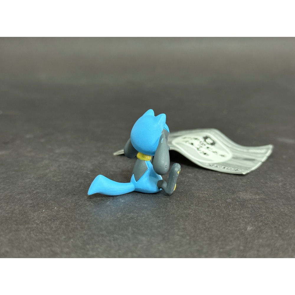 TOMY 寶可夢 睡眠 睡覺 休眠 利歐路 公仔 扭蛋 非 路卡利歐 掌動 組裝模型 盒玩 吊飾 色違 指偶 球玩 吊卡-細節圖2