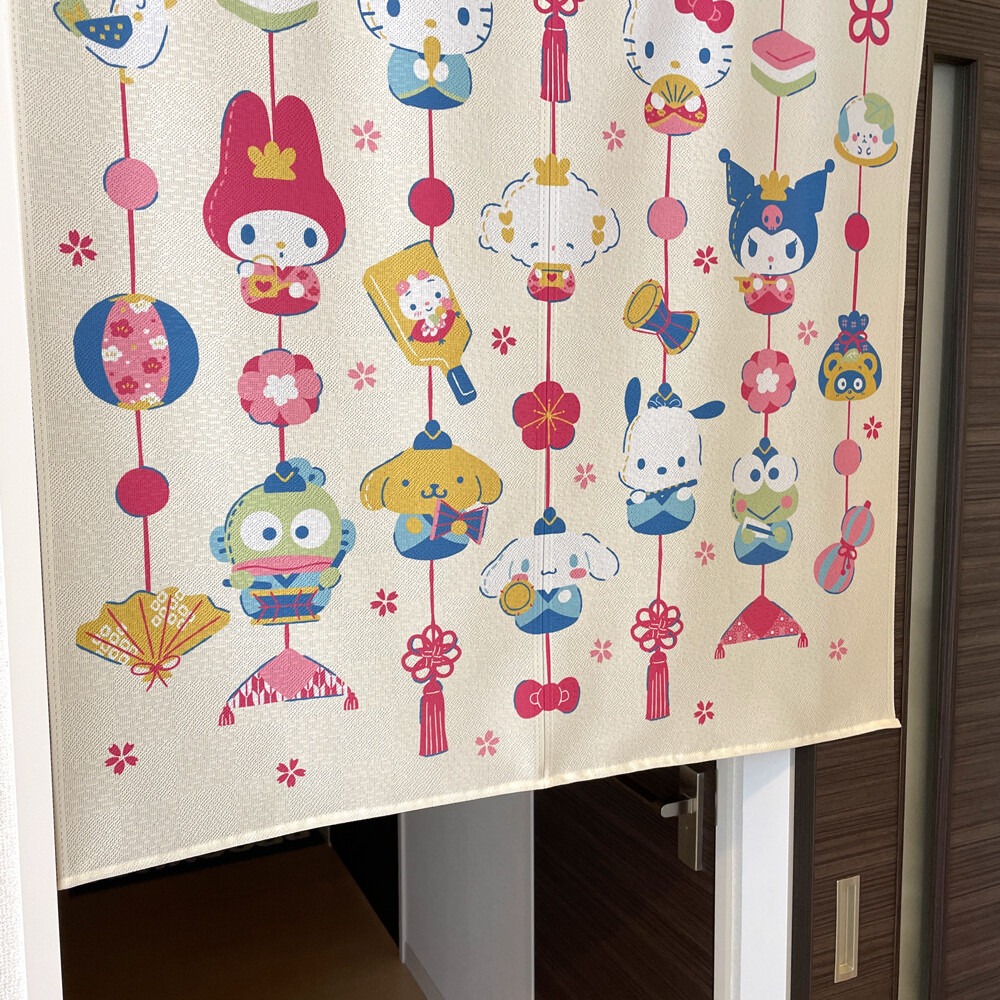 日本製COSMOS三麗鷗凱蒂貓HelloKitty門簾窗簾三麗鷗人物吊娃娃85X90-細節圖4
