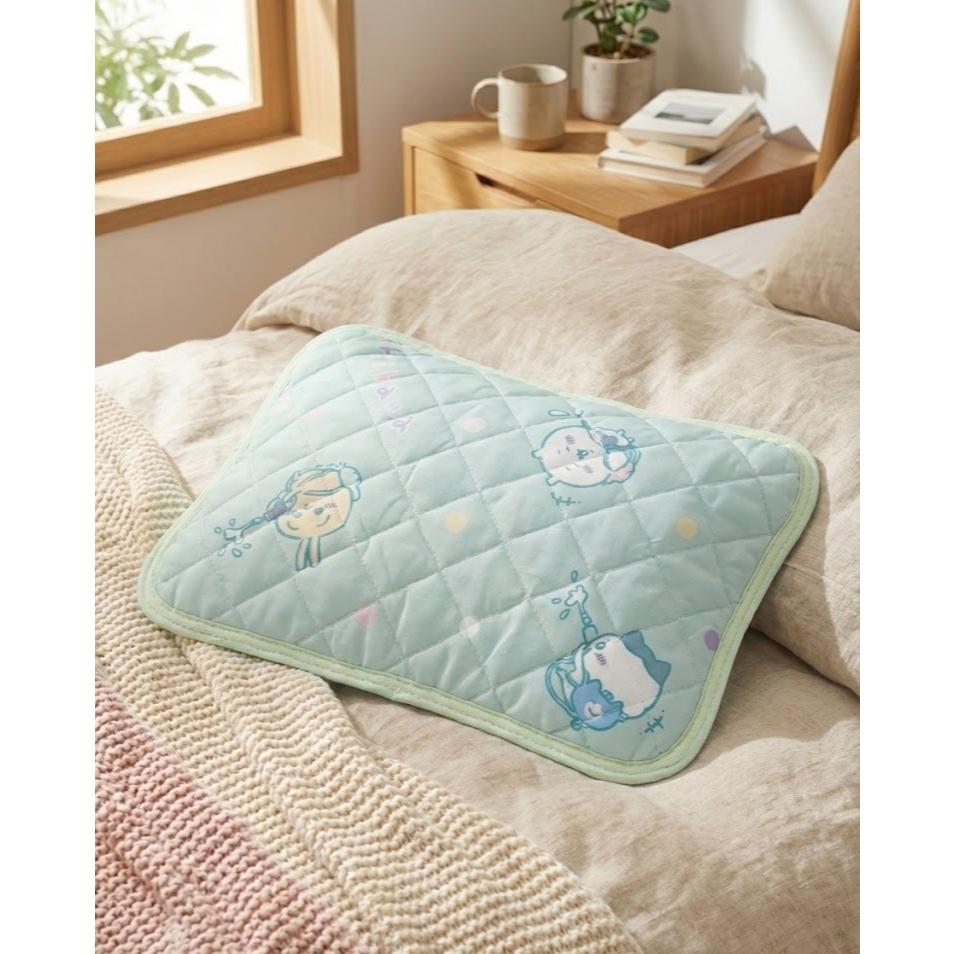 日本 正版 吉伊卡哇 三麗鷗 親膚 涼感 枕頭套 枕頭巾 枕套 枕巾 烏薩奇 小八 吉伊 交換禮物-細節圖5