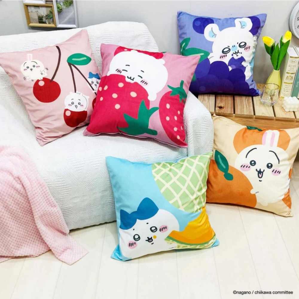 日本 正版 吉伊卡哇 烏薩奇 小桃 小八貓 抱枕 枕頭 枕頭套 靠墊 枕芯 交換禮物 禮物 Chiikawa-細節圖4