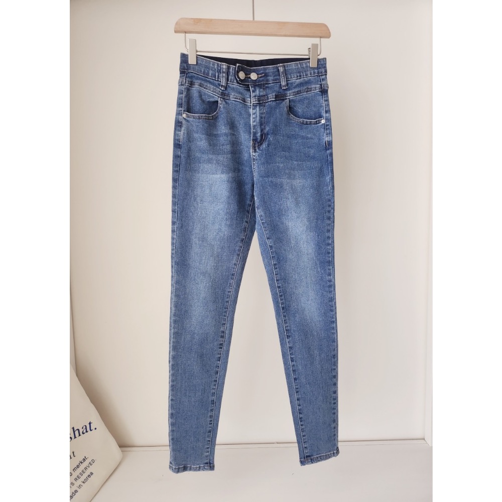 🌟極緻顯瘦🌟 左右雙釦微刷白✅修身窄管褲 窄直小腳褲💯-細節圖5