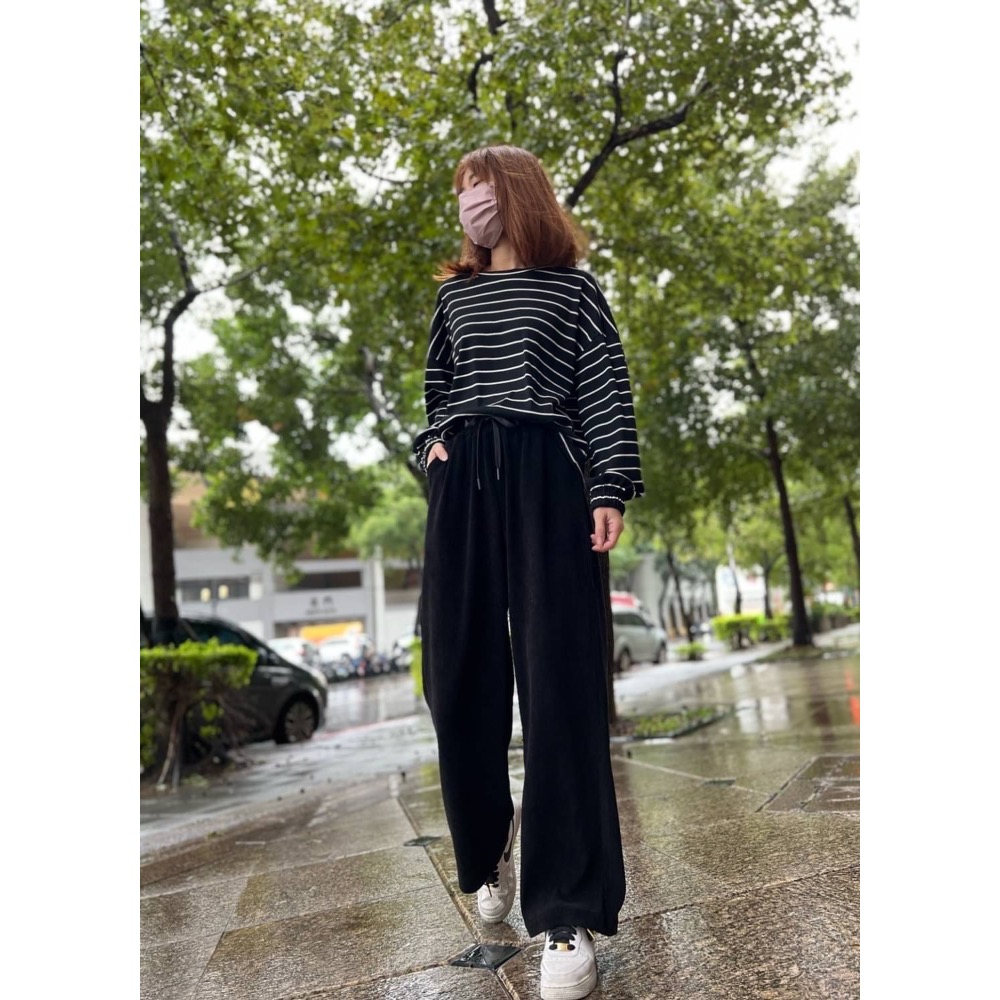 🌟暖暖上市🌟 微光燈芯絨寬闊落地褲✅舒適輕鬆好穿搭💯-細節圖4