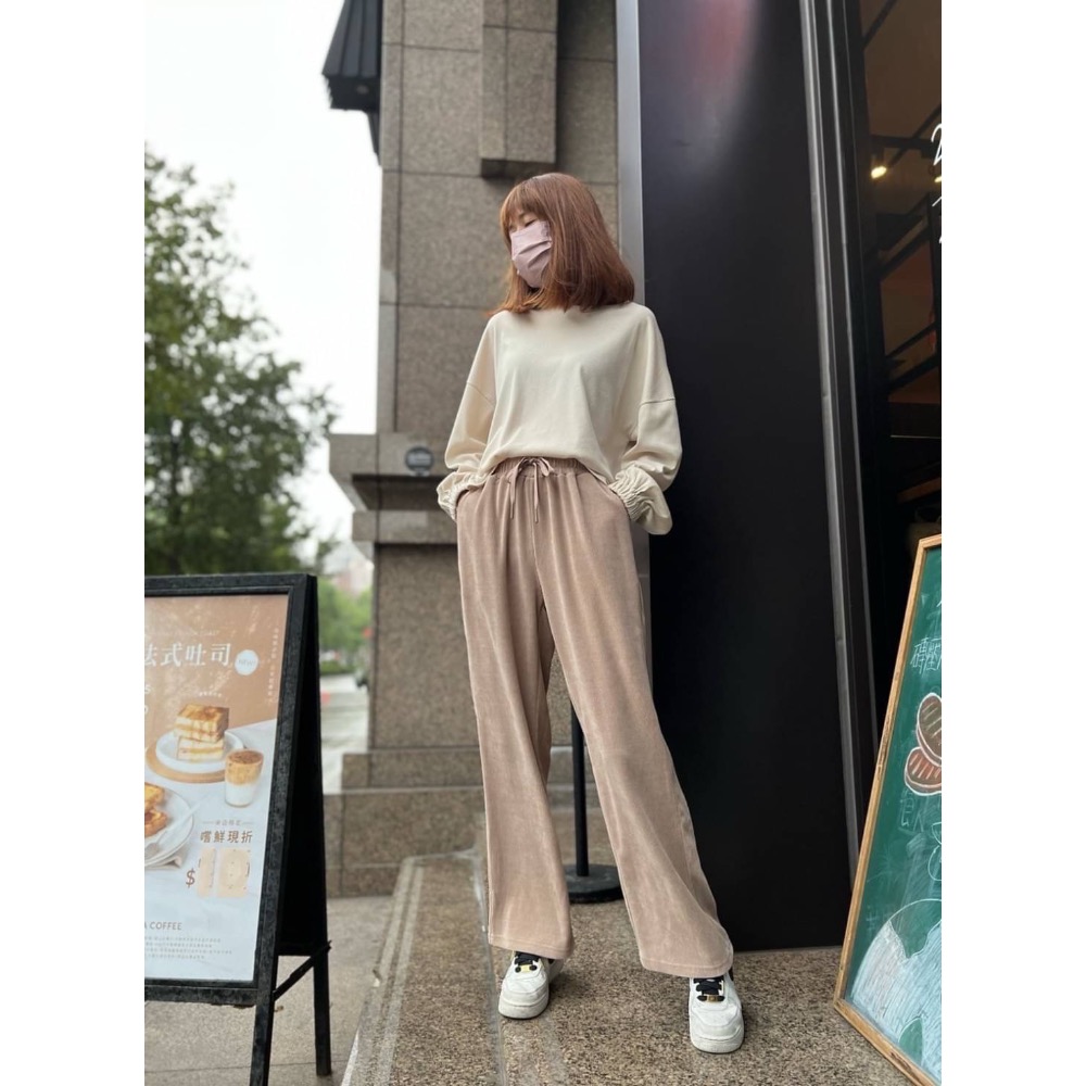 🌟暖暖上市🌟 微光燈芯絨寬闊落地褲✅舒適輕鬆好穿搭💯-細節圖7