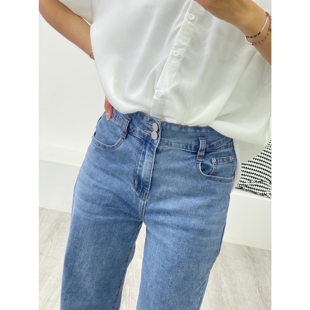 牛仔雙釦寬闊褲✅落地長度的褲長💫更有修身顯長腿的視覺效果💯-細節圖6