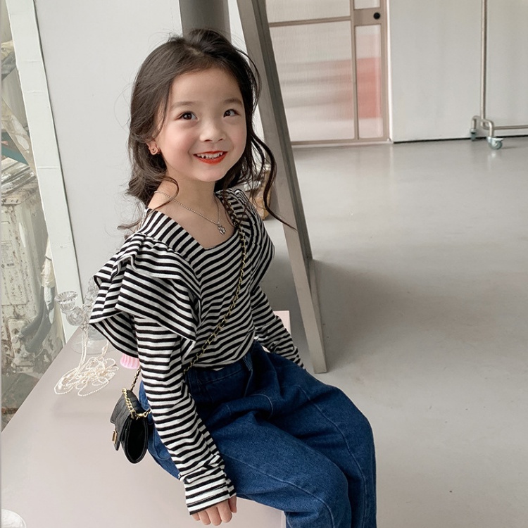 女童上衣【24H出貨】💛韓系 女童 方領條紋氣質花邊飛袖上衣 童裝 女童裝 女童上衣 長袖上衣 女童套裝 女童套裝秋冬-細節圖3
