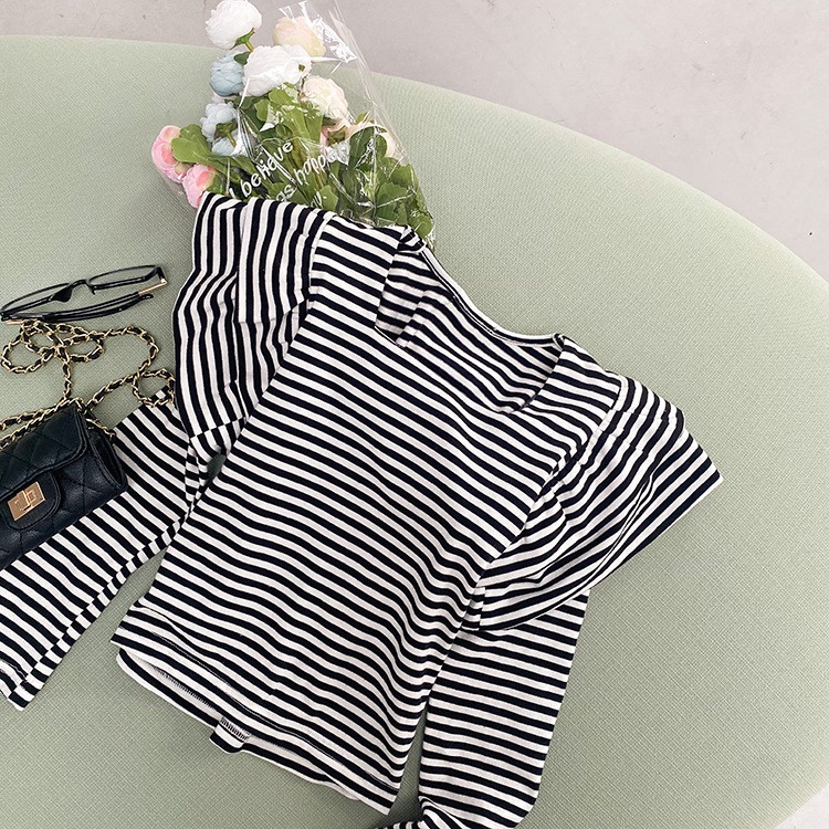 女童上衣【24H出貨】💛韓系 女童 方領條紋氣質花邊飛袖上衣 童裝 女童裝 女童上衣 長袖上衣 女童套裝 女童套裝秋冬-細節圖6