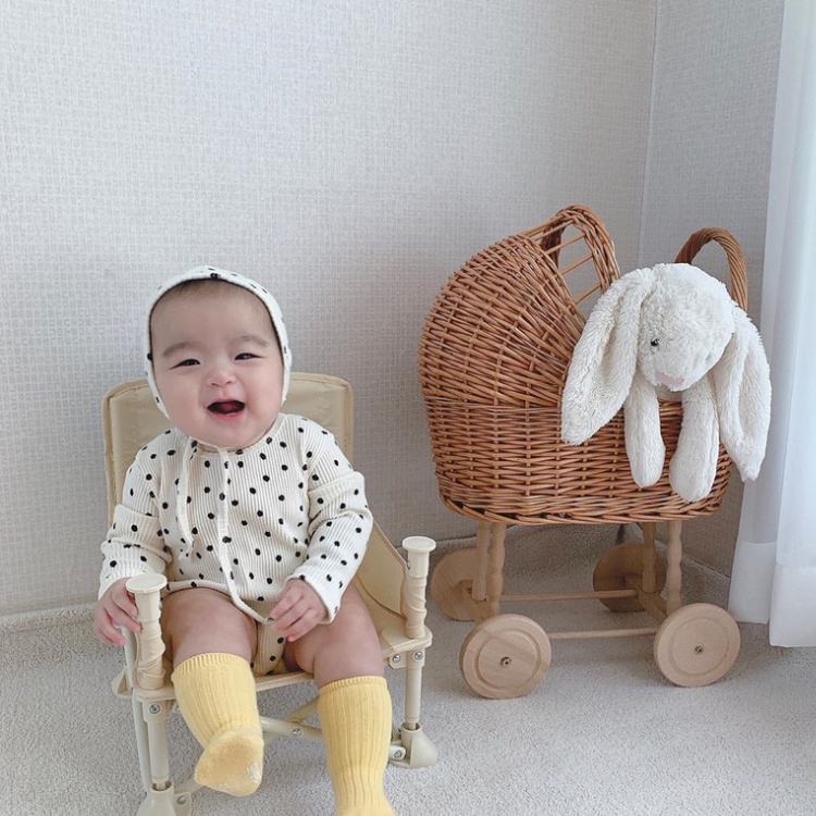 包屁衣【24H出貨】💛韓系 點點印花長袖包屁衣（附贈帽子）包屁衣 新生兒包屁衣 長袖包屁衣 新生兒衣服 嬰兒衣服 童裝-細節圖4