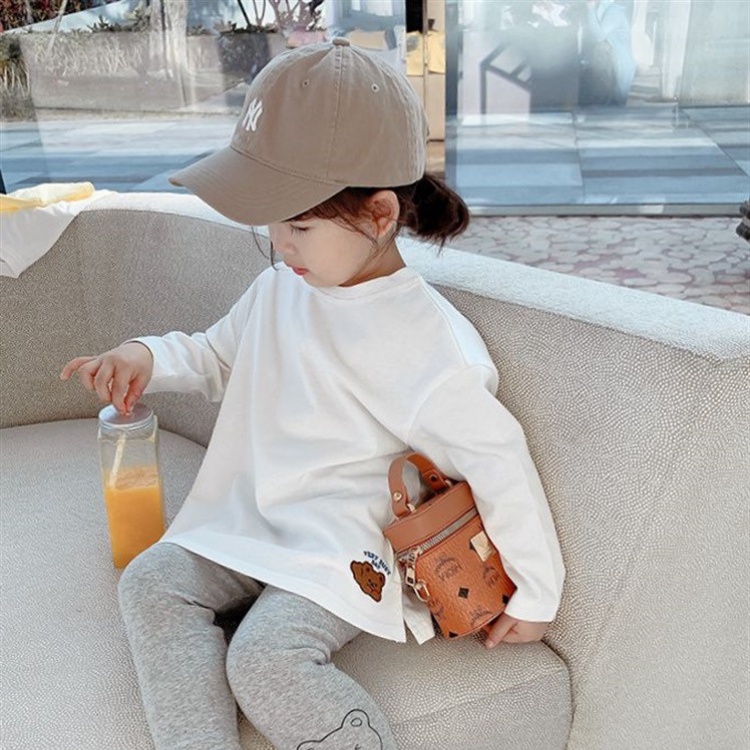 女童上衣【24H出貨】💛韓系 女童 素面小熊長袖上衣 童裝 女童裝 女童上衣 長袖上衣 女童套裝 女童套裝秋冬 長版T-細節圖3