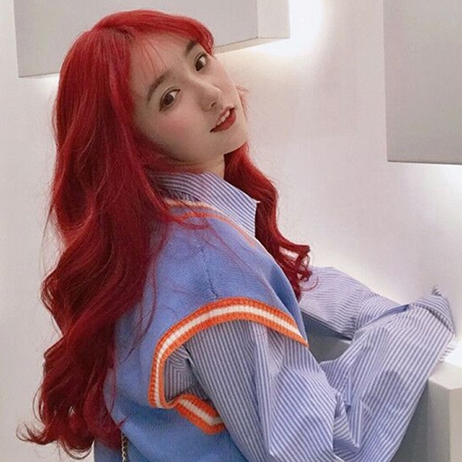 空氣瀏海大波浪長捲髮【紅色】男女通用假髮 男扮女 偽娘變裝 角色扮演 Cosplay 網美 直播 表演派對裝扮-細節圖2