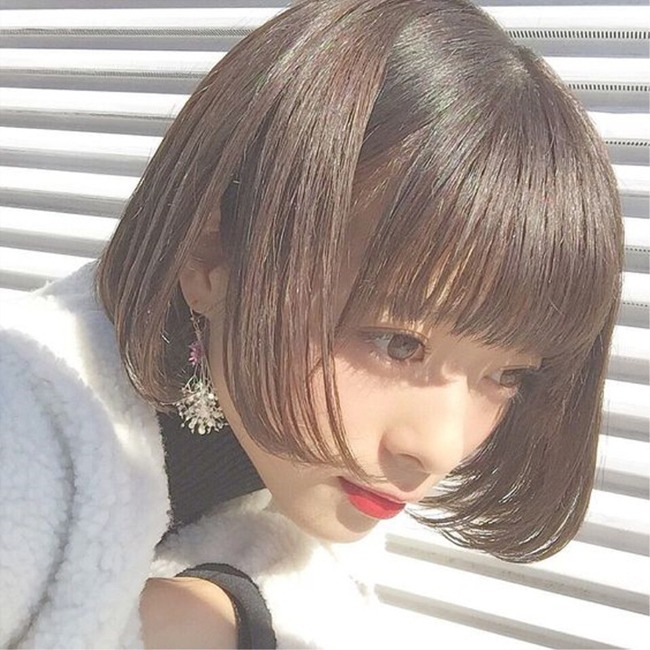 短直髮bobo頭包臉蓬鬆自然空氣瀏海假髮【淺棕色】男女通用假髮 男扮女 偽娘變裝 角色扮演 網美直播 表演派對裝扮-細節圖3