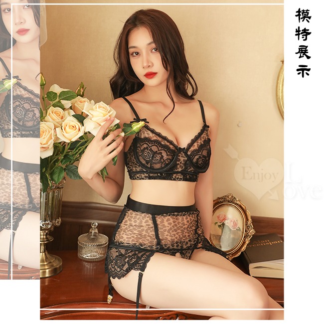 情趣比基尼 三件組 【比基尼+吊襪帶+內褲】豹紋繡花拼接波點後交錯裸臀吊襪帶 火辣誘惑 情趣睡衣 性感內衣-細節圖2