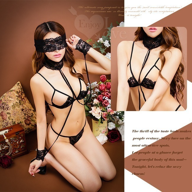 情趣比基尼四件式 蕾絲露乳開襠遊戲套裝【比基尼上衣+丁字褲+蕾絲頸圈手銬+蕾絲眼罩】情趣睡衣 性感內衣 火辣誘惑-細節圖4