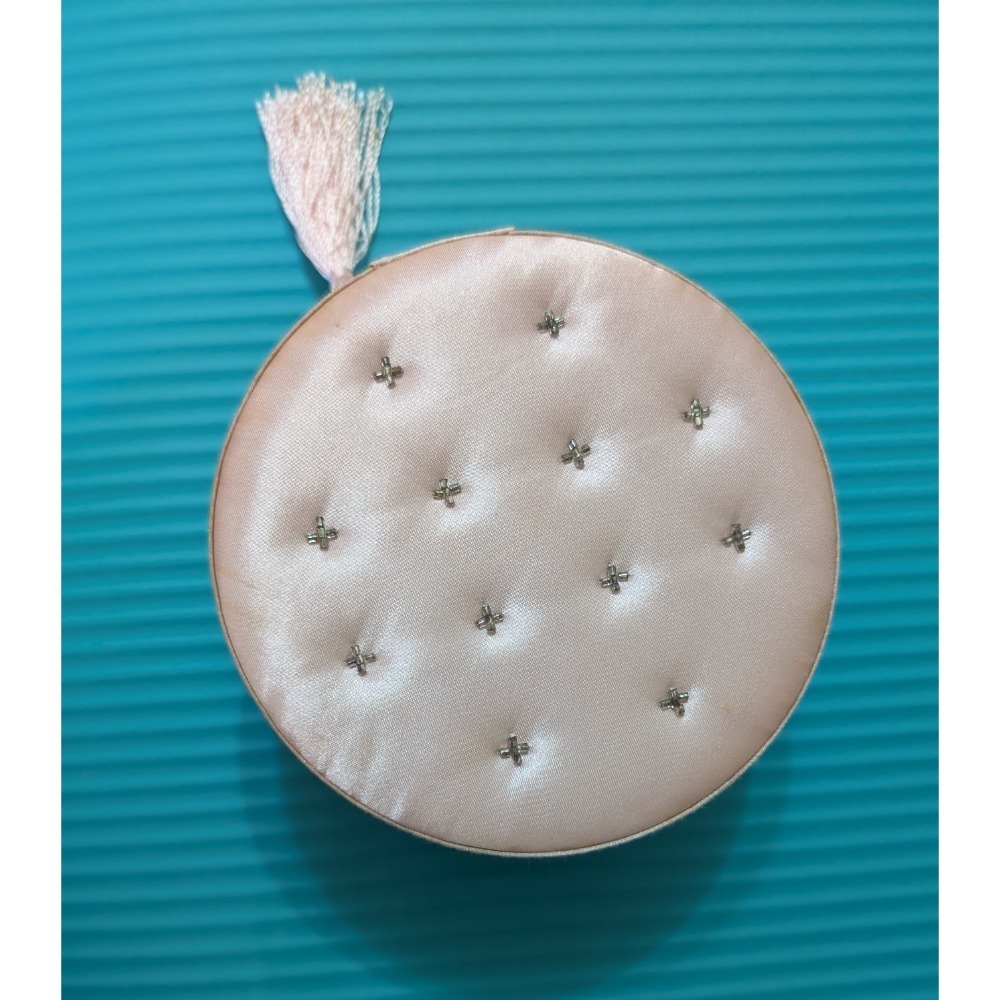 便宜轉售JILL STUART緞面收納箱首飾盒化妝包-規格圖11