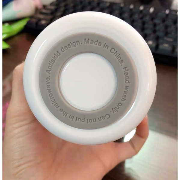 MOOMIN姆明漸層保溫瓶綠350ml瓶身圖案為經典角色Snufkin半透明瓶蓋附有手提環設計輕巧方便隨身攜帶-細節圖5