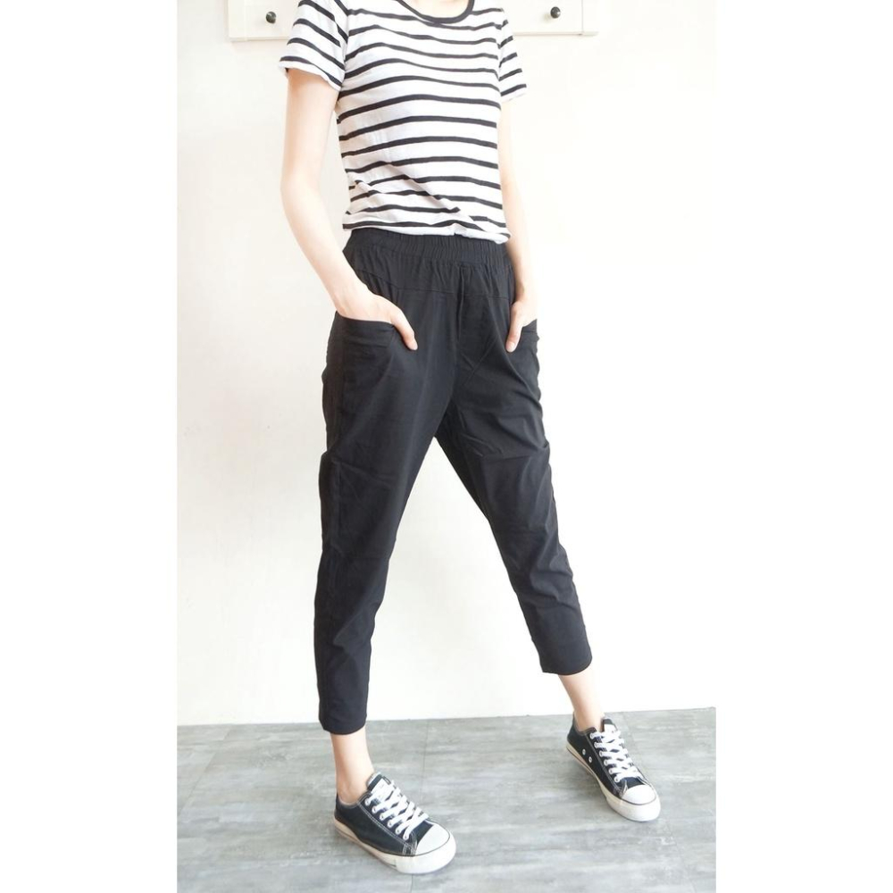台灣現貨 冰絲涼感 超彈薄款哈倫褲 休閒褲 老爺褲 高腰鬆緊 寬鬆長褲 寬褲 ins素色百搭【959-767】黑、灰2色-細節圖7